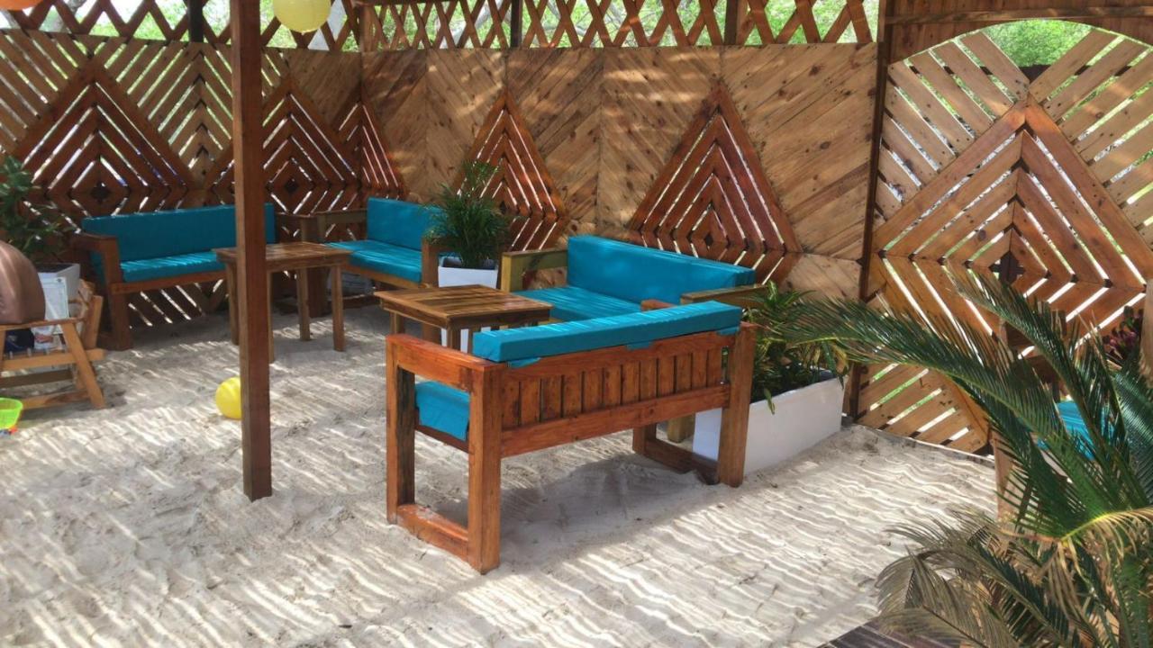 Hôtel Playa Surf Isla Barú Extérieur photo