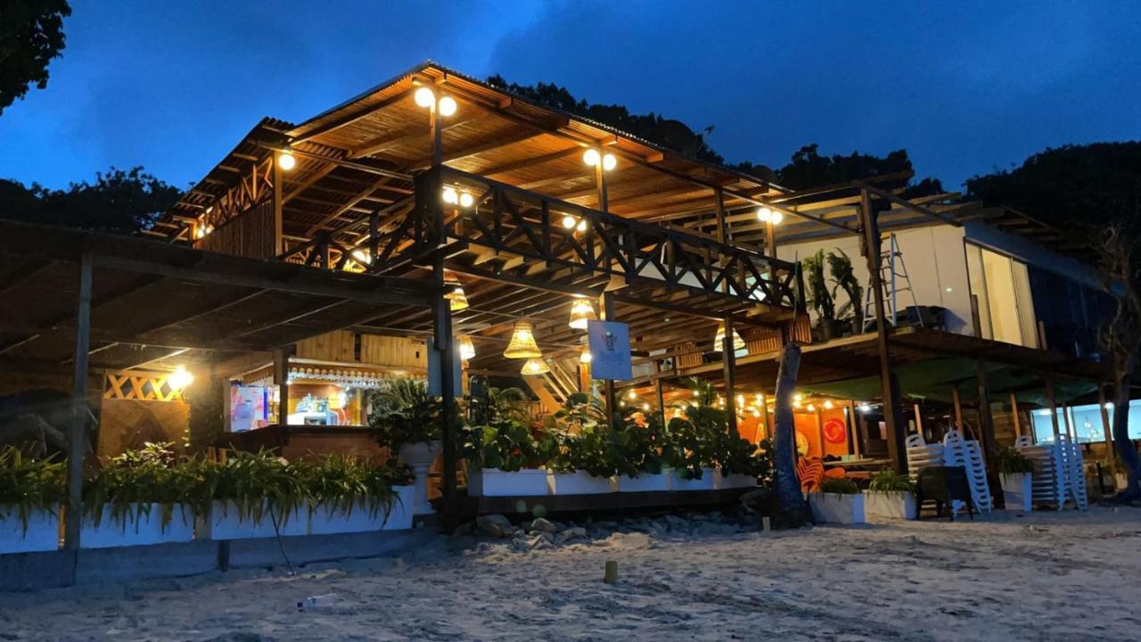 Hôtel Playa Surf Isla Barú Extérieur photo