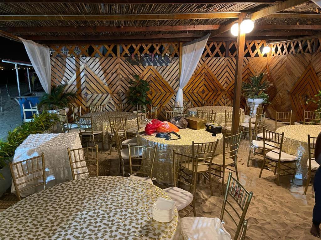 Hôtel Playa Surf Isla Barú Extérieur photo