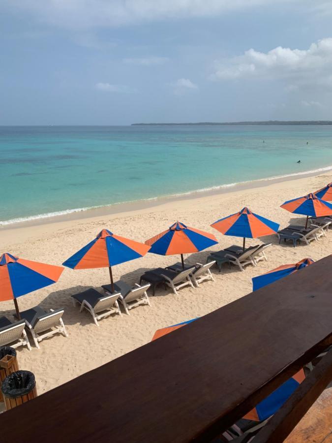 Hôtel Playa Surf Isla Barú Extérieur photo