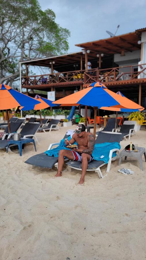 Hôtel Playa Surf Isla Barú Extérieur photo