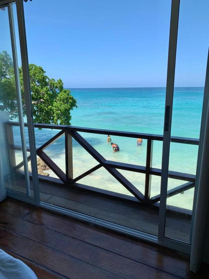 Hôtel Playa Surf Isla Barú Extérieur photo