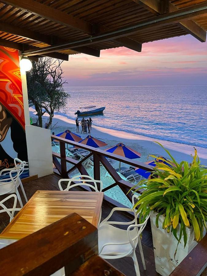 Hôtel Playa Surf Isla Barú Extérieur photo