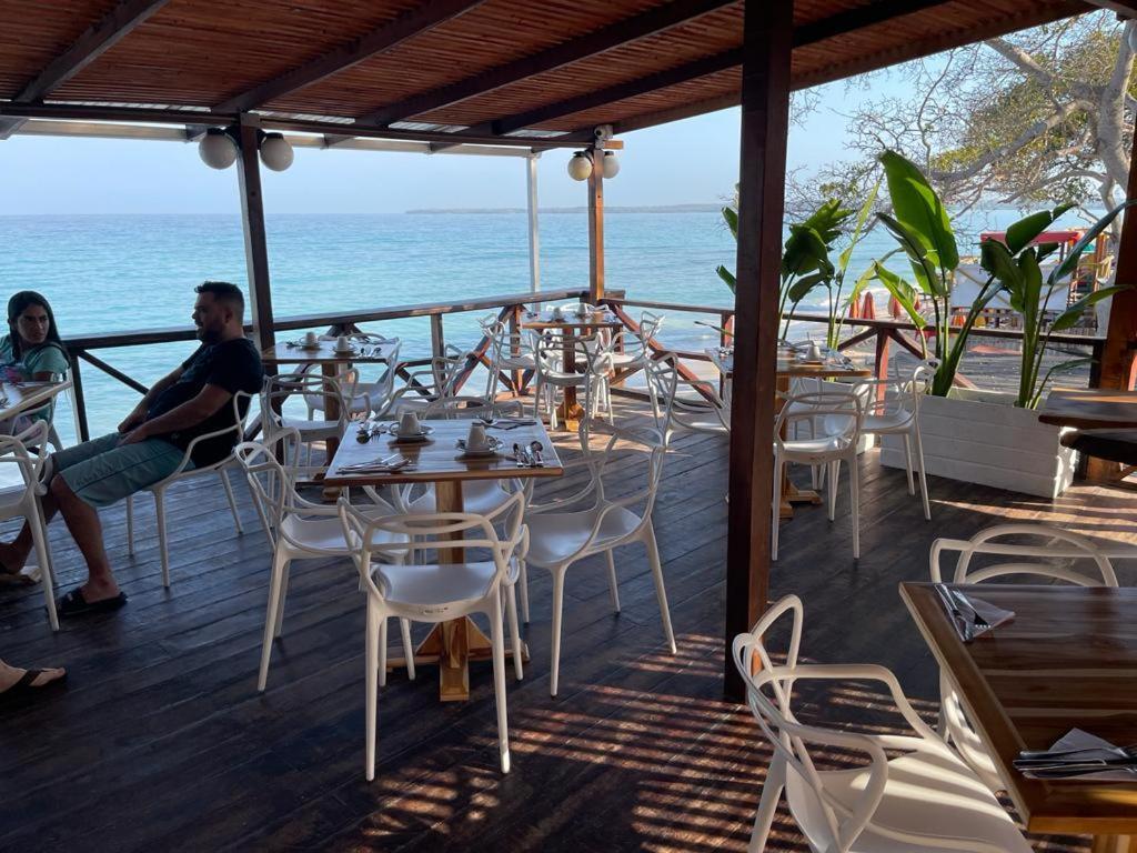 Hôtel Playa Surf Isla Barú Extérieur photo